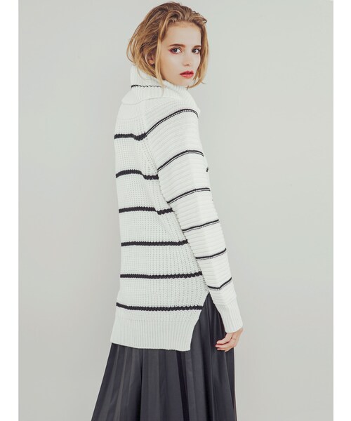 MURUA（ムルーア）の「【MODE】ルーズスリーブオフタートル（トップス・レディース・ブラック/ピンク/ミックス）」の5枚目の写真