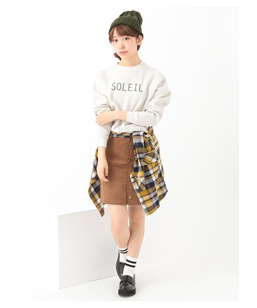 earth music&ecology（アースミュージックアンドエコロジー）の「裏毛グラフィックドロップショルダープルオーバー（トップス・杢ホワイト/杢グレー/ネイビー・F）」の10枚目の写真