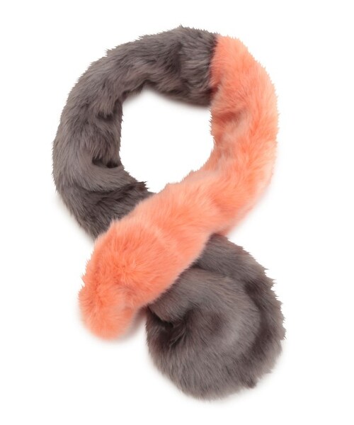 Bonjour Girl（ボンジュールガール）の「FUR MUFLLER（ファッション雑貨・レディース・ブラック/ベージュ/ピンク・F）」の4枚目の写真
