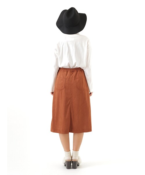 w closet（ダブルクローゼット）の「裏地付スエード調前開きスカート（スカート・レディース・ブラウン/ブラック・FREE）」の5枚目の写真