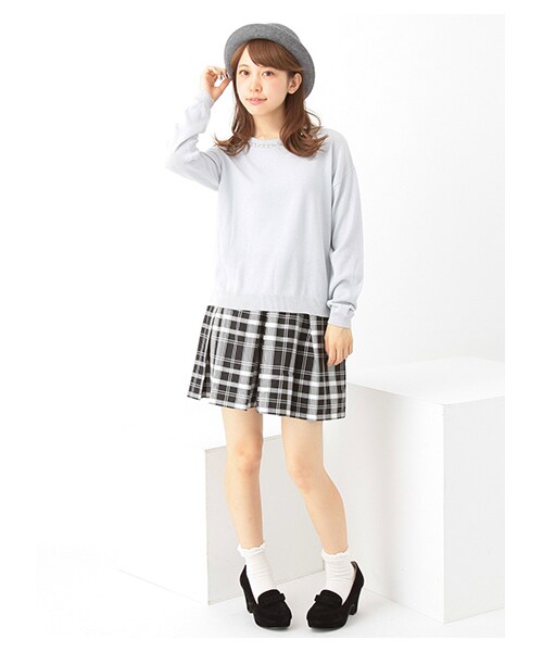 earth music&ecology（アースミュージックアンドエコロジー）の「＜WEB限定大きな・小さなサイズ＞チェックキュロットパンツ（パンツ・ブラック/レッド/ネイビー・XS/L）」の9枚目の写真