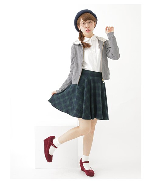 earth music&ecology(アースミュージックアンドエコロジー)の「<WEB限定大きな・小さなサイズ>ドロップショルダーハイネックニット(トップス・アイボリー/杢ライトグレー/ブラック/レッド/ネイビー/ダークグリーン・XS/L)」の18枚目の写真