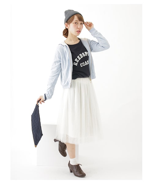 earth music&ecology(アースミュージックアンドエコロジー)の「<WEB限定大きな・小さなサイズ>ドロップショルダーハイネックニット(トップス・アイボリー/杢ライトグレー/ブラック/レッド/ネイビー/ダークグリーン・XS/L)」の21枚目の写真