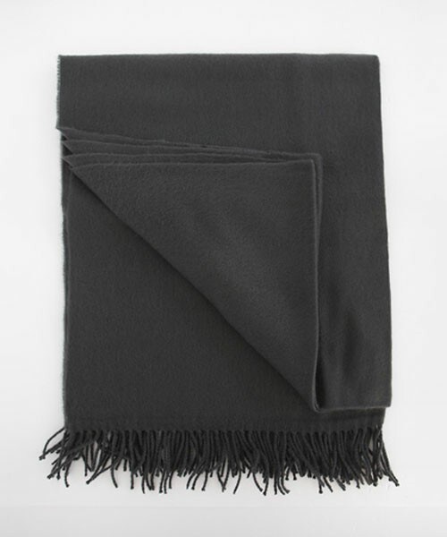 DHOLIC（ディーホリック）の「シンプルカラー&チェックストール（ストール/ショール・レディース・チェック/ベージュ/ブラック/ネイビー/ワイン/グレー・ONE）」の3枚目の写真