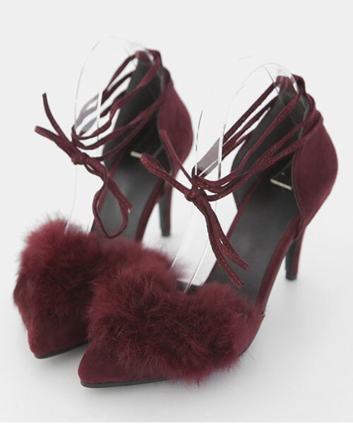 DHOLIC(ディーホリック)の「ラビットファーポイントストラップシューズ(パンプス・レディース・グレー/ブラック/ワイン・225/230/235/240/245/250)」の3枚目の写真