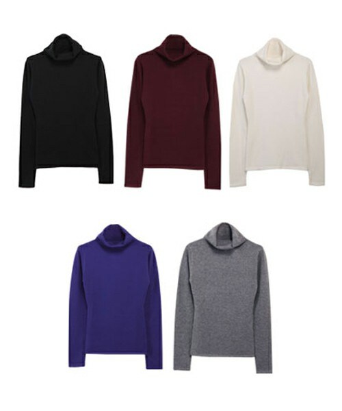 Rocotta by MOERY（ロコッタ）の「タートルネックニットトップス（ニット/セーター・レディース・ボルドー/ブルー/ホワイト/グレー/ブラック・FREE）」の2枚目の写真