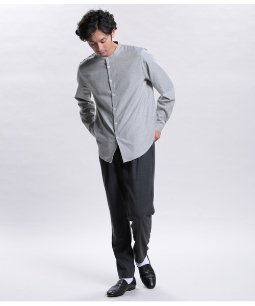 ADAM ET ROPE'（アダムエロペ）の「コットンフランネル バンドカラーシャツ（トップス・メンズ・グレー/ホワイト系・M/L）」の10枚目の写真