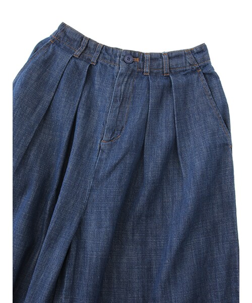 w closet（ダブルクローゼット）の「デニムタックワイドパンツ（パンツ・レディース・ブルー/ネイビー/ブラック・FREE）」の7枚目の写真