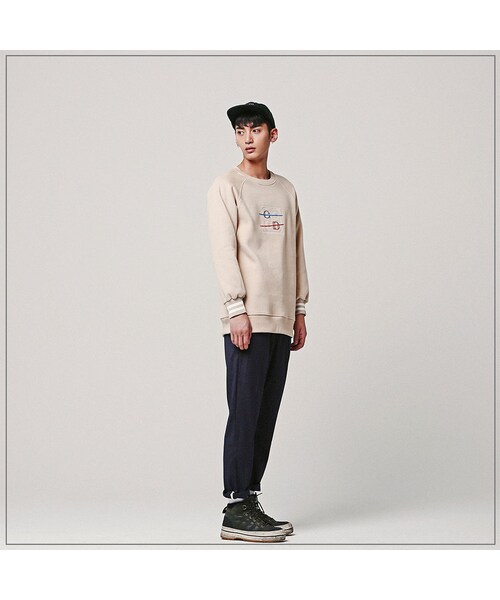 ROMANTIC CROWN（ロマンティッククラウン）の「GOOD RAGLAN CREWNECK_BEIGE（その他・メンズ・기타）」の3枚目の写真