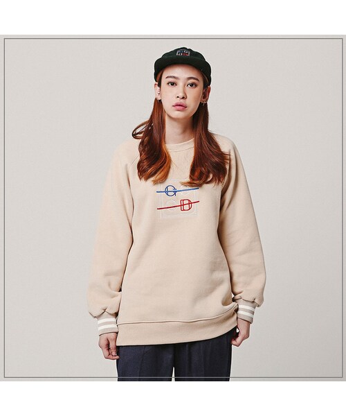 ROMANTIC CROWN（ロマンティッククラウン）の「GOOD RAGLAN CREWNECK_BEIGE（その他・メンズ・기타）」の6枚目の写真