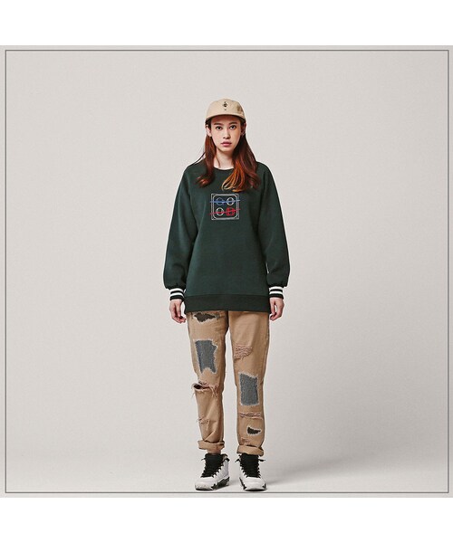 ROMANTIC CROWN（ロマンティッククラウン）の「GOOD RAGLAN CREWNECK_DEEPGREEN（その他・メンズ・기타）」の2枚目の写真