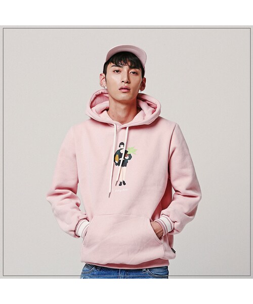 ROMANTIC CROWN（ロマンティッククラウン）の「WALKING Matilda HOODIE_PINK（その他・メンズ・기타）」の5枚目の写真