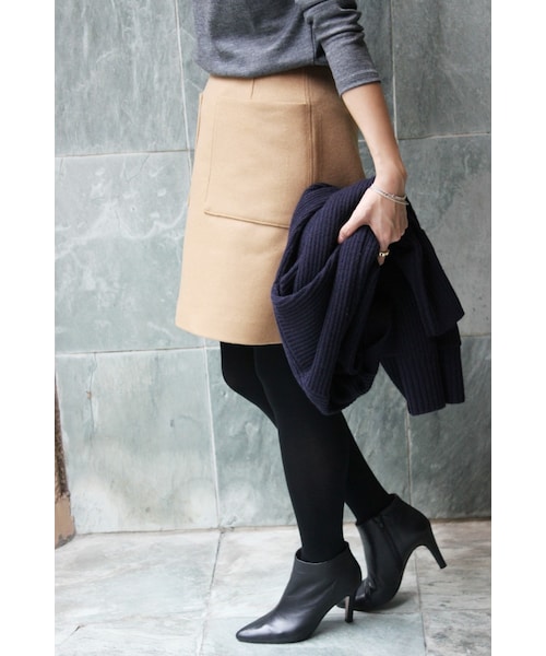 IENA（イエナ）の「《追加予約》ライトビーバー コンパクトスカート◆（スカート・レディース・グレー/キャメル・34/36/38/40）」の22枚目の写真