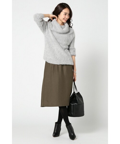 美品　IENAイエナ　ゆったりタートル　オフショルにも　ふわふわアンゴラニット 美品 IENAイエナ ゆったりタートル オフショルにも ふわふわアンゴラ