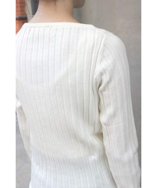 SLOBE IENA（スローブイエナ）の「《追加予約》12Gウォッシャブルウール ワイドリブクルーネックプルオーバー◆（トップス・レディース・ブラック/グレー/ホワイト/ベージュ・フリー）」の13枚目の写真