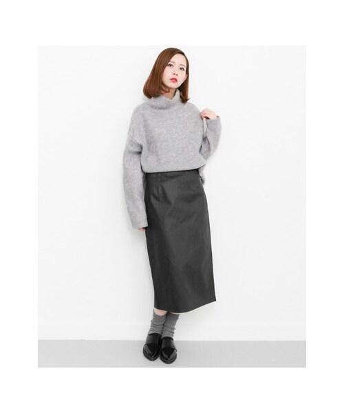 KBF（ケイビーエフ）の「コーティングミディスカート（スカート・レディース・KHAKI/BLACK・one）」の4枚目の写真