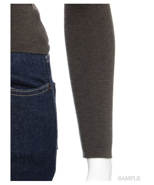 SNIDEL(スナイデル)の「フリルデザインニットプルオーバー(ニット・レディース・IVR/KKI/BLK・F)」の9枚目の写真