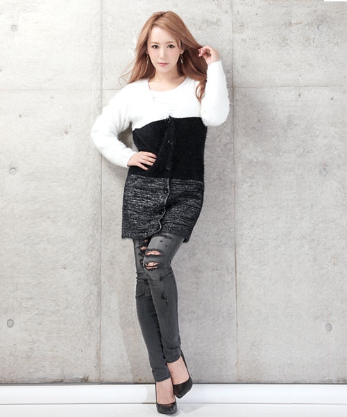 BLAIR by MOERY（ブレア）の「グラデシャギーニットカーディガン（カーディガン/ボレロ・レディース・ブラック/ブルー/レッド・FREE）」の4枚目の写真