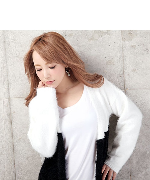 BLAIR by MOERY（ブレア）の「グラデシャギーニットカーディガン（カーディガン/ボレロ・レディース・ブラック/ブルー/レッド・FREE）」の8枚目の写真