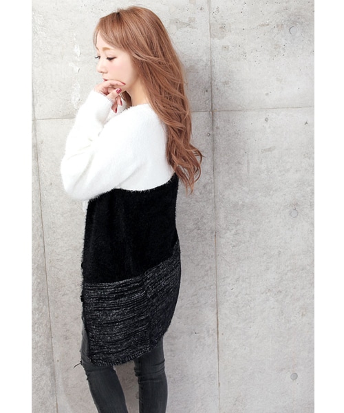 BLAIR by MOERY（ブレア）の「グラデシャギーニットカーディガン（カーディガン/ボレロ・レディース・ブラック/ブルー/レッド・FREE）」の10枚目の写真