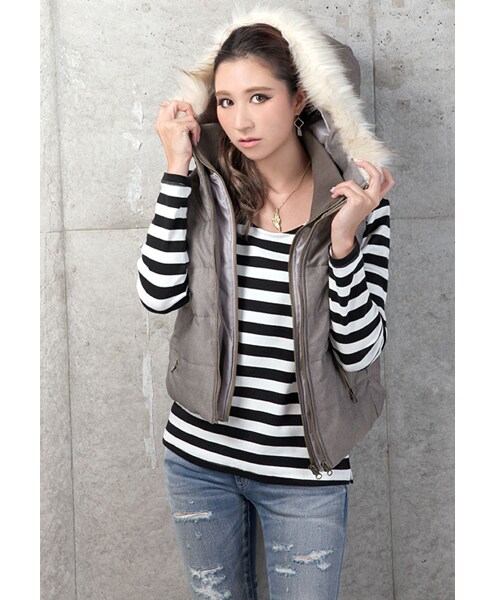 BLAIR by MOERY（ブレア）の「中綿ベスト（ダウンベスト・レディース・グレージュ/ブラック/ホワイト・FREE）」の10枚目の写真