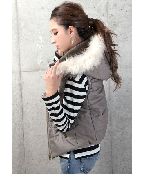 BLAIR by MOERY（ブレア）の「中綿ベスト（ダウンベスト・レディース・グレージュ/ブラック/ホワイト・FREE）」の13枚目の写真