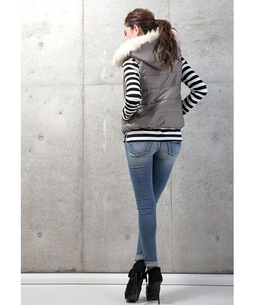 BLAIR by MOERY（ブレア）の「中綿ベスト（ダウンベスト・レディース・グレージュ/ブラック/ホワイト・FREE）」の14枚目の写真