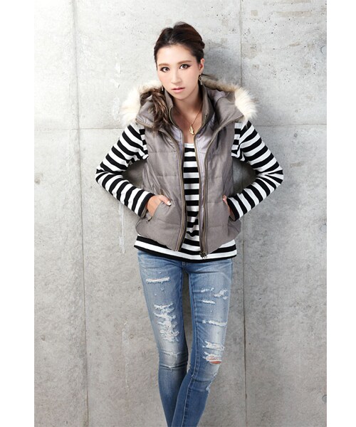 BLAIR by MOERY(ブレア)の「ボーダーロングTシャツ(Tシャツ/カットソー・レディース・グリーン/グレー/ブラック・FREE)」の4枚目の写真