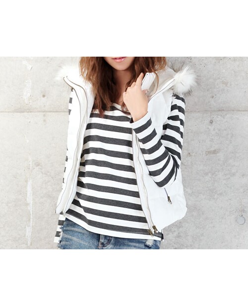 BLAIR by MOERY(ブレア)の「ボーダーロングTシャツ(Tシャツ/カットソー・レディース・グリーン/グレー/ブラック・FREE)」の8枚目の写真