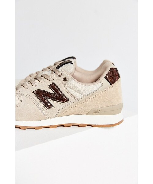NEW BALANCE（ニューバランス）の「New Balance 696 Luxury Running Sneaker（スニーカー・レディース・Black/Beige・6/7/7.5/8/8.5/9/10）」の9枚目の写真