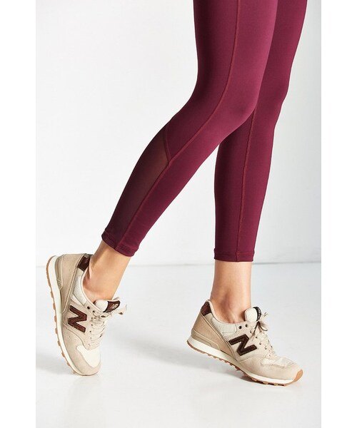 NEW BALANCE（ニューバランス）の「New Balance 696 Luxury Running Sneaker（スニーカー・レディース・Black/Beige・6/7/7.5/8/8.5/9/10）」の8枚目の写真