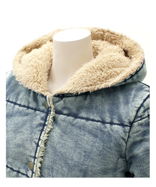 ANAP（アナップ）の「ケミカルウオッシュデニム×ボアジャケット（ジャケット/アウター・レディース・ブルー・one size）」の5枚目の写真