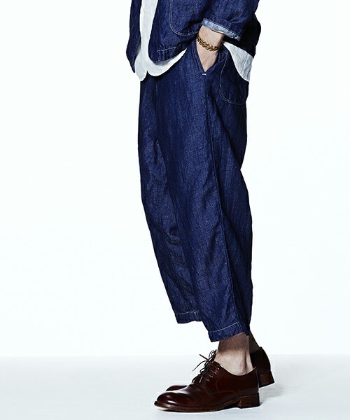 Johnbull Private labo（ジョンブルプライベートラボ）の「ワイドイージーパンツ（デニムパンツ・メンズ・ホワイト系その他/インディゴブルー・SMALL/MEDIUM/LARGE）」の3枚目の写真