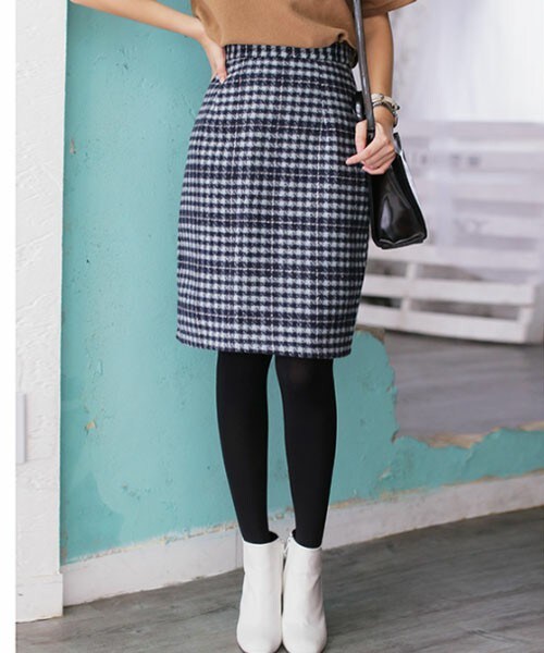 DHOLIC（ディーホリック）の「ハウンドトゥースチェックパターン膝丈スカート（スカート・レディース・ピンク/ネイビー・FREE）」の2枚目の写真
