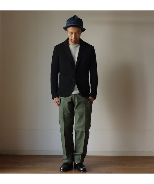 MANUAL ALPHABET(マニュアル アルファベット)の「MANUAL ALPHABET マニュアルアルファベット MA-J-093 リップルニット2釦ジャケット BLK ブラック(テーラードジャケット・メンズ・その他)」の3枚目の写真