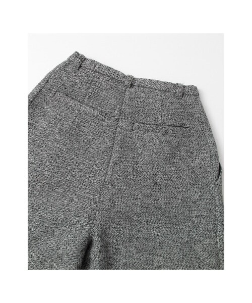 KBF(ケイビーエフ)の「ヘリンボンワイドパンツ(パンツ・レディース・GRAY/KHAKI・36/38)」の15枚目の写真