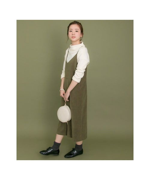 URBAN RESEARCH(アーバンリサーチ)の「ピーチスエードオールインワン(ワンピース/ドレス・レディース・BLACK/KHAKI・FREE)」の4枚目の写真