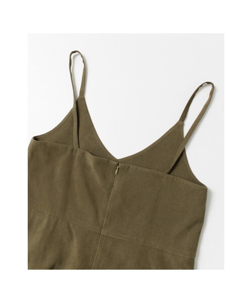 URBAN RESEARCH(アーバンリサーチ)の「ピーチスエードオールインワン(ワンピース/ドレス・レディース・BLACK/KHAKI・FREE)」の18枚目の写真