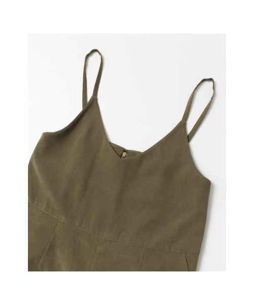 URBAN RESEARCH(アーバンリサーチ)の「ピーチスエードオールインワン(ワンピース/ドレス・レディース・BLACK/KHAKI・FREE)」の11枚目の写真