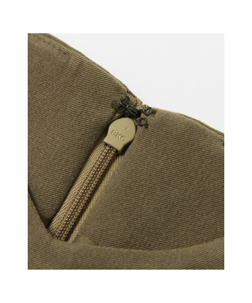 URBAN RESEARCH(アーバンリサーチ)の「ピーチスエードオールインワン(ワンピース/ドレス・レディース・BLACK/KHAKI・FREE)」の13枚目の写真