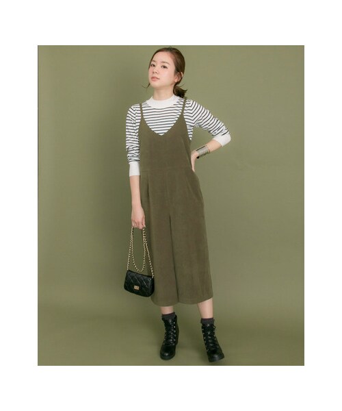 URBAN RESEARCH(アーバンリサーチ)の「ピーチスエードオールインワン(ワンピース/ドレス・レディース・BLACK/KHAKI・FREE)」の3枚目の写真