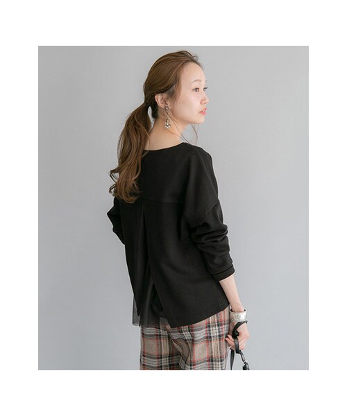 URBAN RESEARCH（アーバンリサーチ）の「ポケット付きBACKチュールプルオーバー（トップス・レディース・OFF/BLACK/DARK GREEN・FREE）」の8枚目の写真