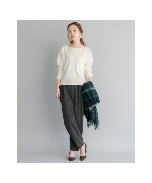 URBAN RESEARCH（アーバンリサーチ）の「ポケット付きBACKチュールプルオーバー（トップス・レディース・OFF/BLACK/DARK GREEN・FREE）」の15枚目の写真