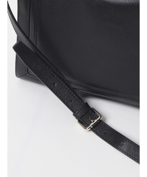 interstaple（インターステイプル）の「【春展示会新作先行予約】Noelle/リングハンドルボストン【予約】（ボストンバッグ・レディース・BLK/KAKI/WHT・F）」の8枚目の写真