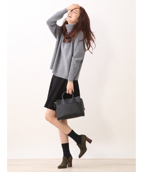 interstaple（インターステイプル）の「【春展示会新作先行予約】Noelle/リングハンドルボストン【予約】（ボストンバッグ・レディース・BLK/KAKI/WHT・F）」の14枚目の写真