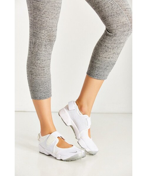 NIKE（ナイキ）の「Nike Air Rift Running Sneaker（スニーカー・レディース・White・6/7/8/9/10）」の5枚目の写真
