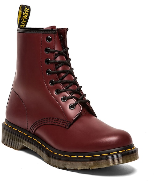 Dr. Martens（ドクターマーチン）の「Dr. Martens Iconic 8 Eye Boot（ブーツ・レディース・Red・9）」の2枚目の写真