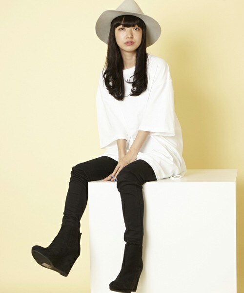 unrelaxing（アンリラクシング）の「スーパーオーバーサイズビッグTシャツ ビッグシルエットドロップショルダーTシャツ UR-315W（Tシャツ/カットソー・レディース・ホワイト/ブラック/グレー/ベージュ/ネイビー・SMALL/MEDIUM/LARGE）」の20枚目の写真