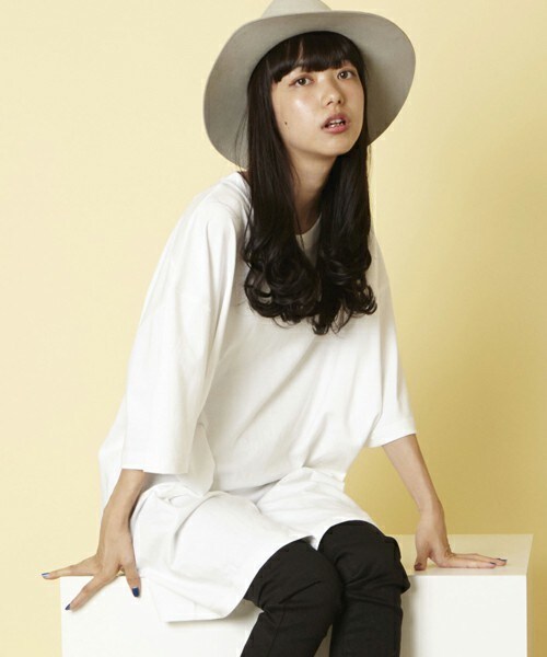 unrelaxing（アンリラクシング）の「スーパーオーバーサイズビッグTシャツ ビッグシルエットドロップショルダーTシャツ UR-315W（Tシャツ/カットソー・レディース・ホワイト/ブラック/グレー/ベージュ/ネイビー・SMALL/MEDIUM/LARGE）」の16枚目の写真