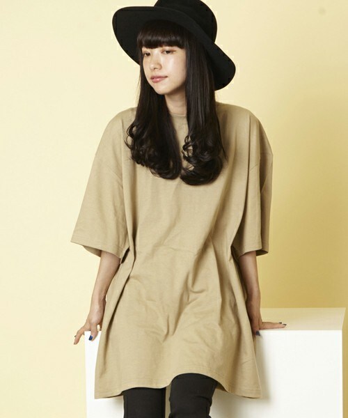 unrelaxing（アンリラクシング）の「スーパーオーバーサイズビッグTシャツ ビッグシルエットドロップショルダーTシャツ UR-315W（Tシャツ/カットソー・レディース・ホワイト/ブラック/グレー/ベージュ/ネイビー・SMALL/MEDIUM/LARGE）」の4枚目の写真